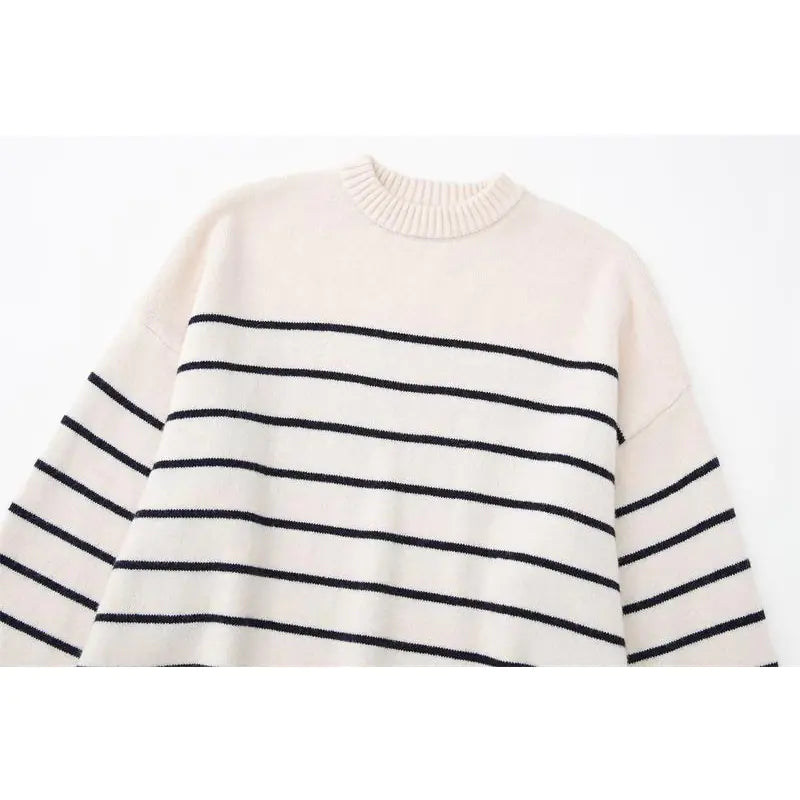 Women's Fashionable Striped Knitted Sweater for Fall/Winter